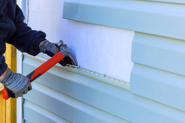Reliable Siding Inspection contractor in Waverly, IL by Creative Siding